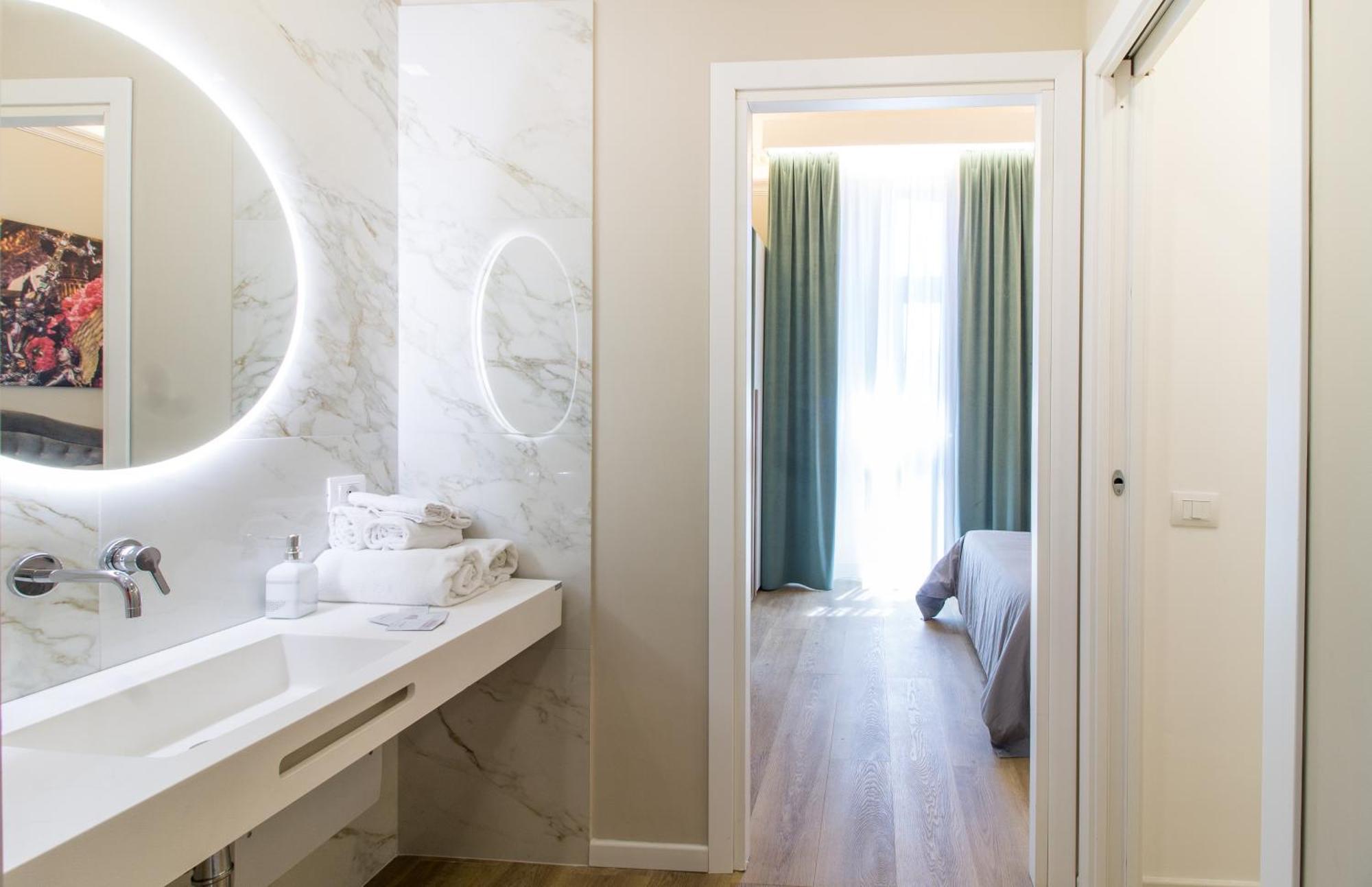 Apartment Archimedes Suites By Receptio *